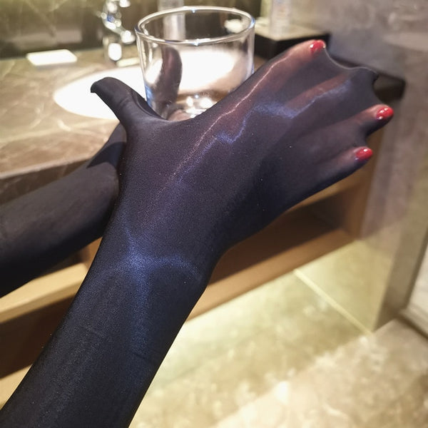 Black Shiny Seamless Pantyhose Above Elbow Gloves